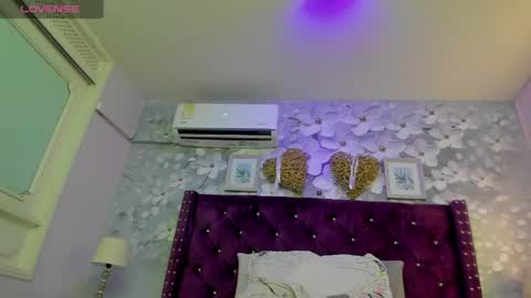 Daniela online show from April 7, 2026, 11:21 am