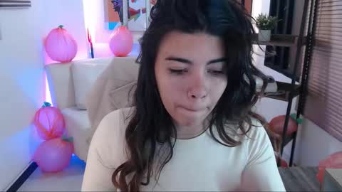 Veronica online show from October 20, 2025, 11:21 am