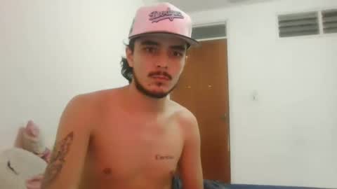 Snapshot of dani_42017 chatting on February 8, 2025, 8:42 pm dani_42017 online show from February 8, 2025, 8:42 pm