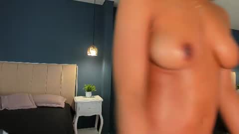 Snapshot of dania_gh chatting on June 17, 2026, 11:34 am Dania online show from June 17, 2026, 11:34 am