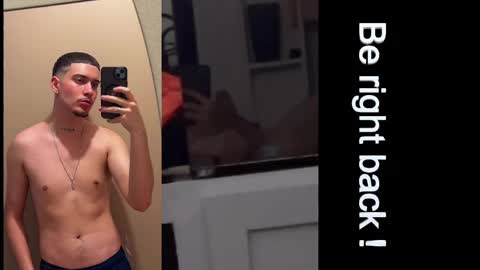 daniborbon1 online show from April 1, 2026, 7:33 pm