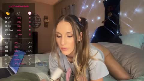 Dani Dragon online show from January 12, 2025, 10:23 am