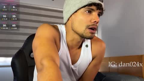 Daniel  online show from October 11, 2025, 3:32 pm