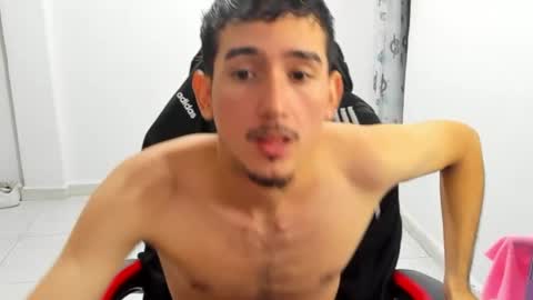 DANIEL online show from April 1, 2026, 11:24 pm