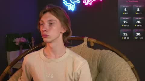 daniel__schmidt online show from June 16, 2026, 3:42 am