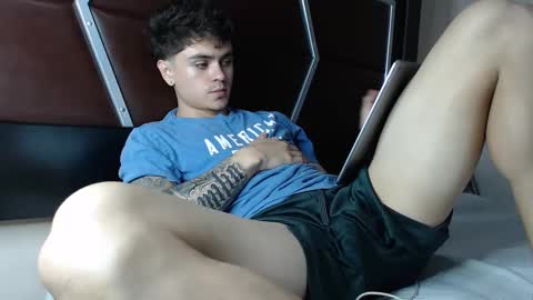 daniel_collins07 online show from October 12, 2025, 5:17 am