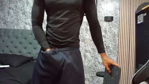 daniel_leconte online show from October 29, 2025, 6:04 am