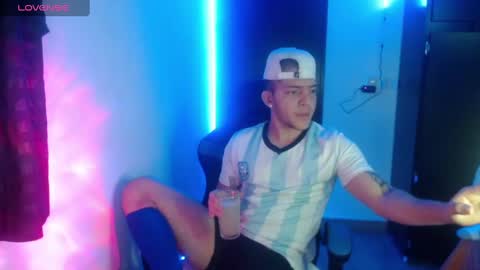 Snapshot of daniel_vargas5 chatting on January 15, 2025, 2:38 am Daniel online show from January 15, 2025, 2:38 am