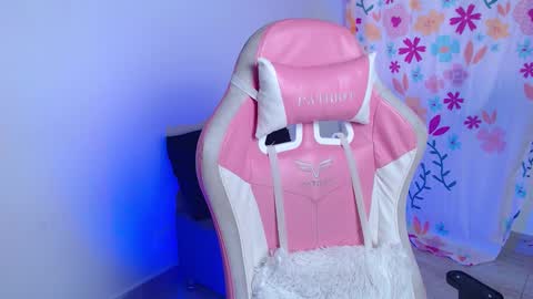 DANIELA online show from February 25, 2026, 8:40 pm