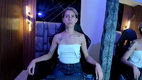 Daniela online show from December 15, 2024, 6:37 pm