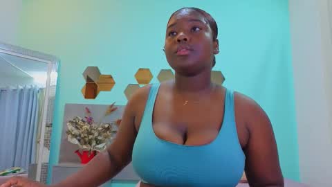 daniela_gil7 online show from March 15, 2026, 12:33 pm