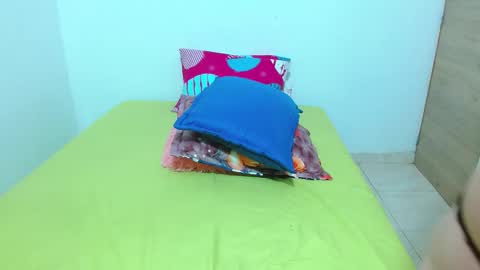 Snapshot of daniela_pra chatting on February 23, 2026, 12:30 am daniela_pra online show from February 23, 2026, 12:30 am