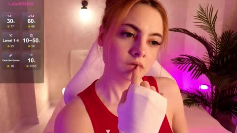 Daniela online show from November 9, 2025, 9:07 am