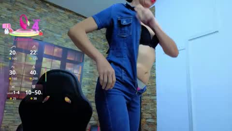 Snapshot of daniela_xue chatting on January 9, 2026, 9:34 am lorena online show from January 9, 2026, 9:34 am