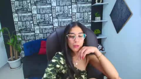 danielamonroe online show from October 11, 2025, 8:40 pm
