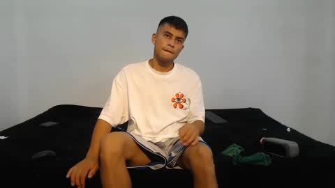 Snapshot of danielitopapii chatting on February 21, 2025, 5:09 pm danielitopapii online show from February 21, 2025, 5:09 pm