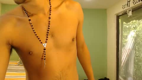 Snapshot of danielitopapii chatting on May 4, 2026, 2:24 pm danielitopapii online show from May 4, 2026, 2:24 pm