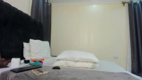 danielle_rock online show from February 5, 2025, 3:55 am