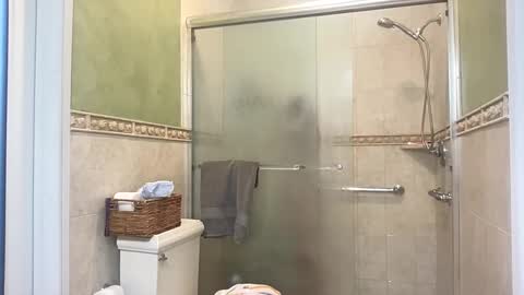 Snapshot of daniellealexa chatting on December 25, 2024, 12:26 pm daniellealexa online show from December 25, 2024, 12:26 pm