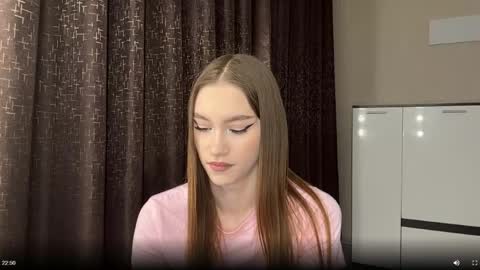 Trisha wanna play  Meow online show from May 5, 2026, 7:11 pm