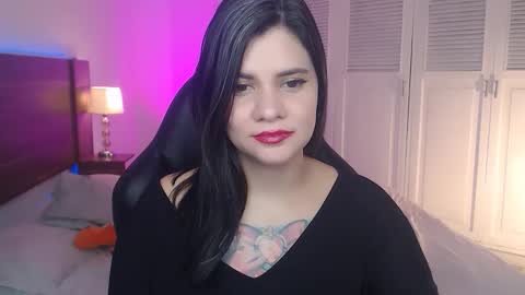 daniellerain online show from December 16, 2025, 11:21 pm