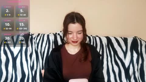 Mia online show from April 10, 2026, 2:11 pm