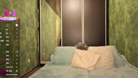 DanieloCool online show from December 15, 2025, 7:01 am