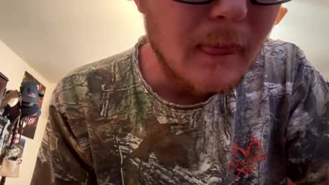 Snapshot of danielp_mod_cb chatting on January 12, 2025, 10:01 pm Daniel    y. online show from January 12, 2025, 10:01 pm