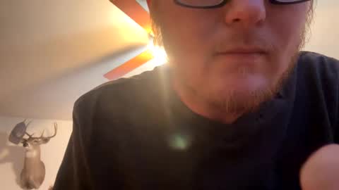 Snapshot of danielp_mod_cb chatting on March 12, 2025, 10:50 pm Daniel    y. online show from March 12, 2025, 10:50 pm