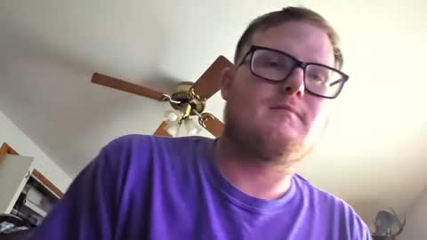 Snapshot of danielp_mod_cb chatting on September 12, 2025, 9:26 pm Daniel    y. online show from September 12, 2025, 9:26 pm