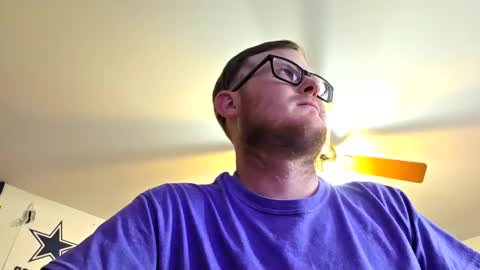 Snapshot of danielp_mod_cb chatting on September 19, 2025, 8:31 pm Daniel    y. online show from September 19, 2025, 8:31 pm