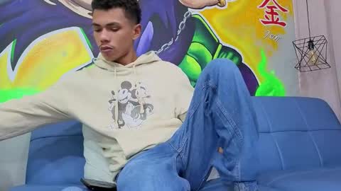 JUAN online show from March 15, 2026, 4:40 am