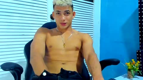 Snapshot of danii_scot chatting on December 28, 2024, 4:08 am Dani online show from December 28, 2024, 4:08 am