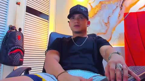 Snapshot of danii_scot chatting on September 29, 2025, 3:44 am Dani online show from September 29, 2025, 3:44 am