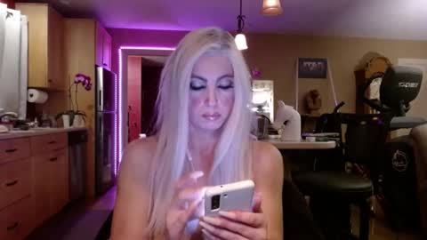DanikaWhite69 online show from October 5, 2025, 7:17 am