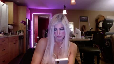DanikaWhite69 online show from October 9, 2025, 8:12 am