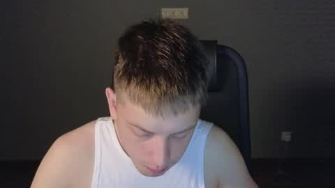 Snapshot of danila_trezzini chatting on May 14, 2026, 8:37 pm danila online show from May 14, 2026, 8:37 pm