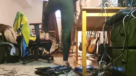 danimal5000 online show from January 18, 2025, 6:32 pm