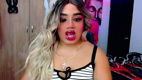 Snapshot of danipein chatting on October 29, 2025, 11:23 am danipein online show from October 29, 2025, 11:23 am