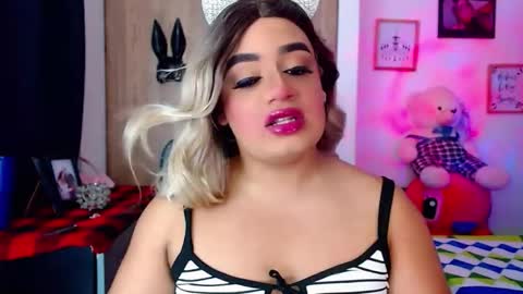 Snapshot of danipein chatting on November 24, 2025, 11:10 am danipein online show from November 24, 2025, 11:10 am