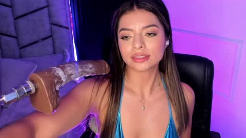 Snapshot of daniphoenixx chatting on January 25, 2025, 2:15 am Dani Phonenix online show from January 25, 2025, 2:15 am