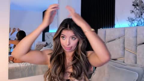 Snapshot of daniphoenixx chatting on February 8, 2025, 11:45 pm Dani Phonenix online show from February 8, 2025, 11:45 pm