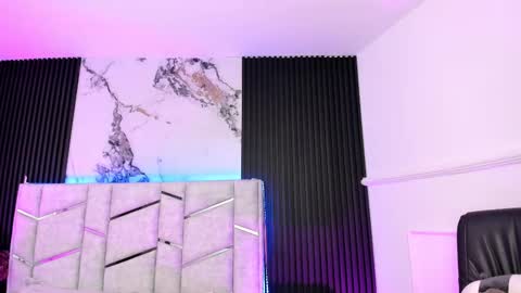 Snapshot of daniphoenixx chatting on September 25, 2025, 3:38 pm Dani Phonenix online show from September 25, 2025, 3:38 pm