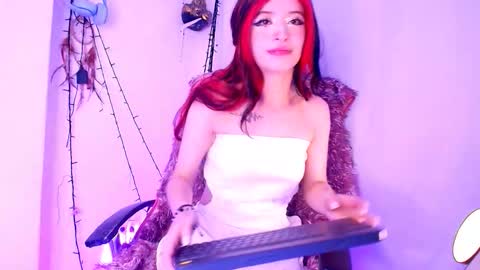 Snapshot of danita_veelz chatting on October 18, 2025, 4:37 am danita_veelz online show from October 18, 2025, 4:37 am