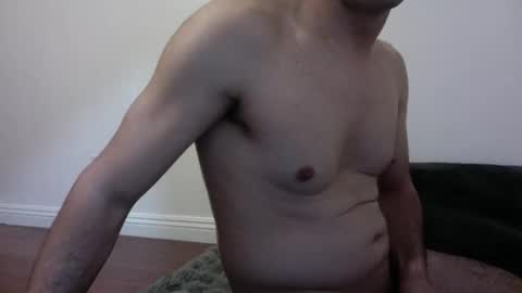 Snapshot of dann890942 chatting on March 13, 2026, 8:10 am dann890942 online show from March 13, 2026, 8:10 am