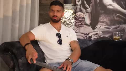 Dann saenz online show from November 21, 2025, 4:16 pm