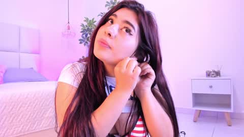 danna_adams1 online show from January 21, 2025, 2:33 am