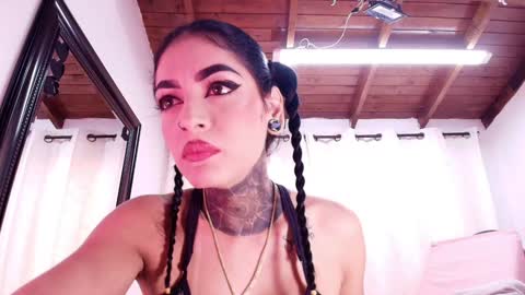 Snapshot of dannaberlin chatting on January 8, 2025, 7:13 pm Danna Berlin online show from January 8, 2025, 7:13 pm