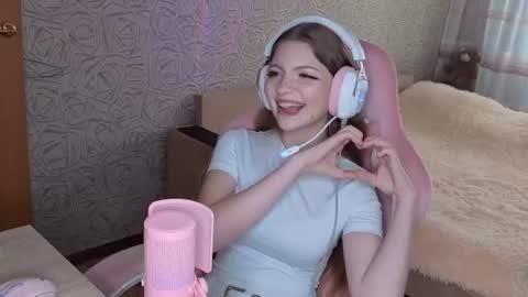 Julia online show from July 31, 2026, 6:13 am