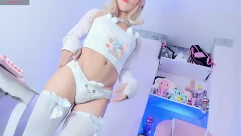 Danni  Sebastian online show from June 20, 2026, 12:41 pm